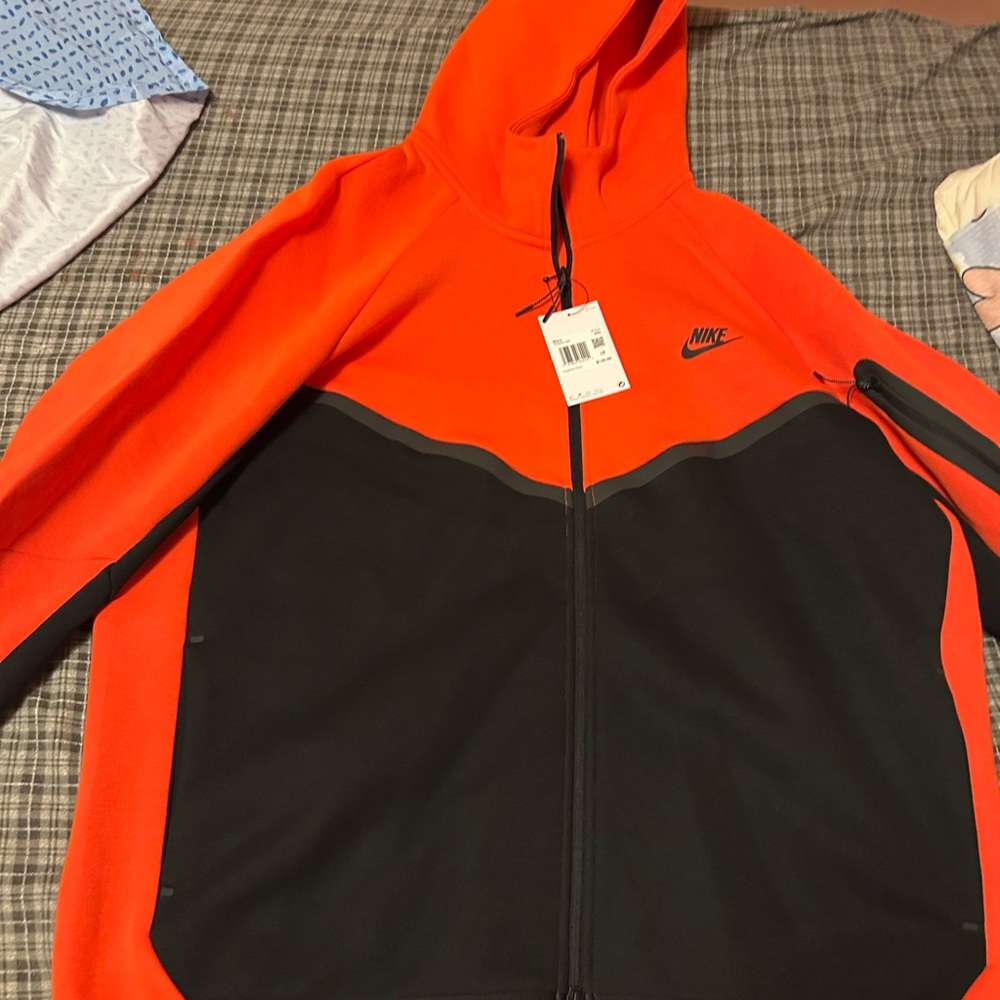 Nike Orange Hoodie with Black Zipper - Picture 8 of 8